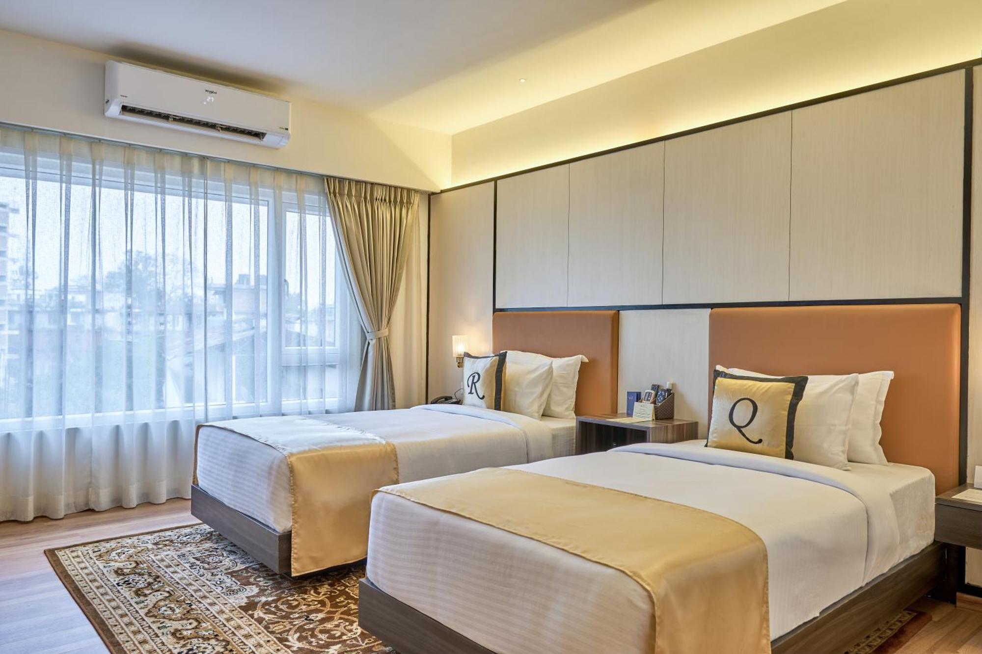 Dimāpur Shulem Boutique Hotel מראה חיצוני תמונה