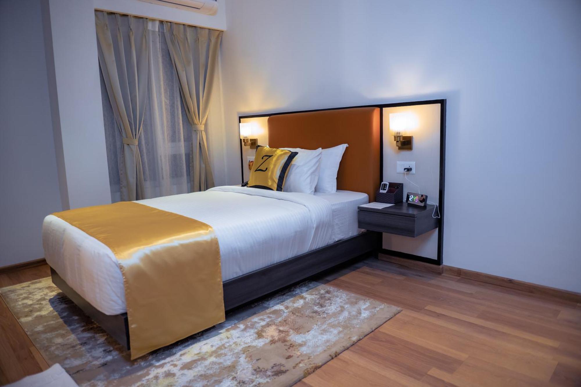 Dimāpur Shulem Boutique Hotel מראה חיצוני תמונה