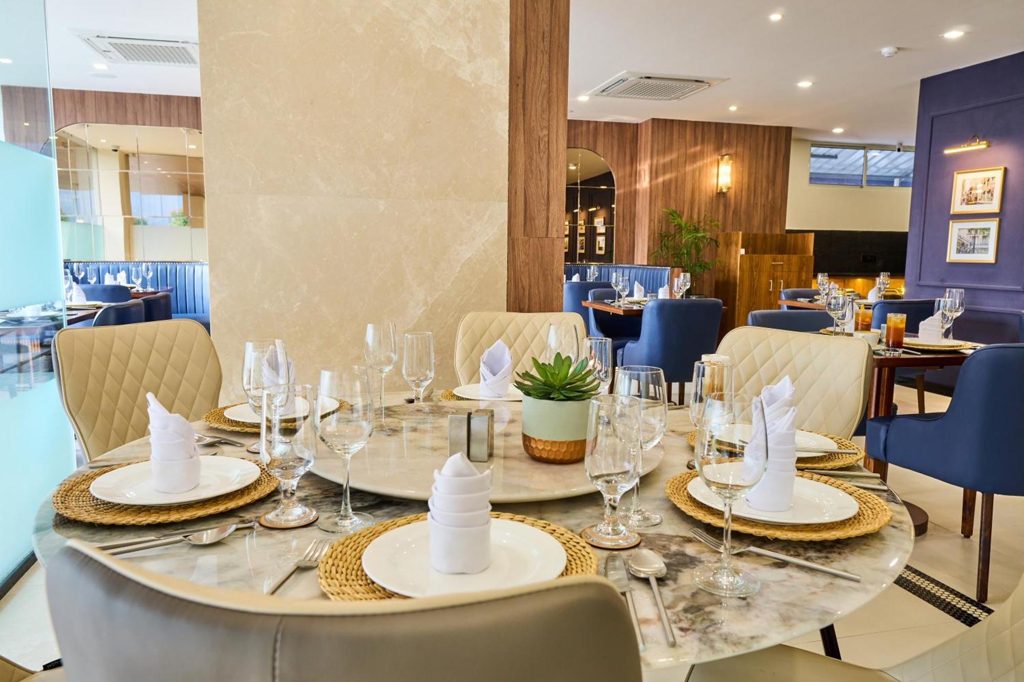 Dimāpur Shulem Boutique Hotel מראה חיצוני תמונה