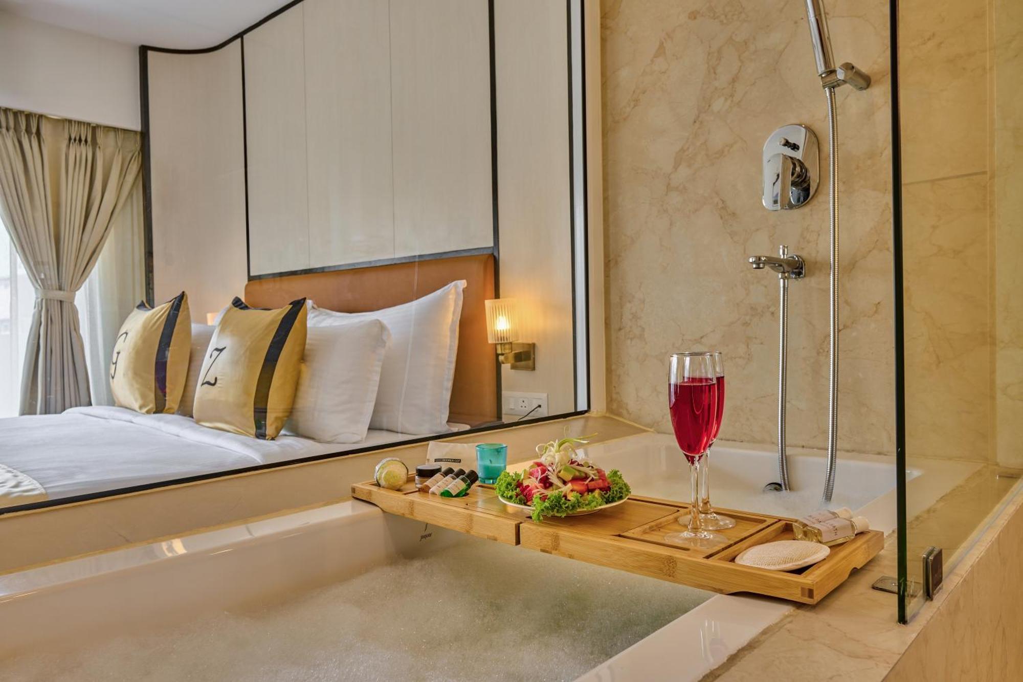Dimāpur Shulem Boutique Hotel מראה חיצוני תמונה