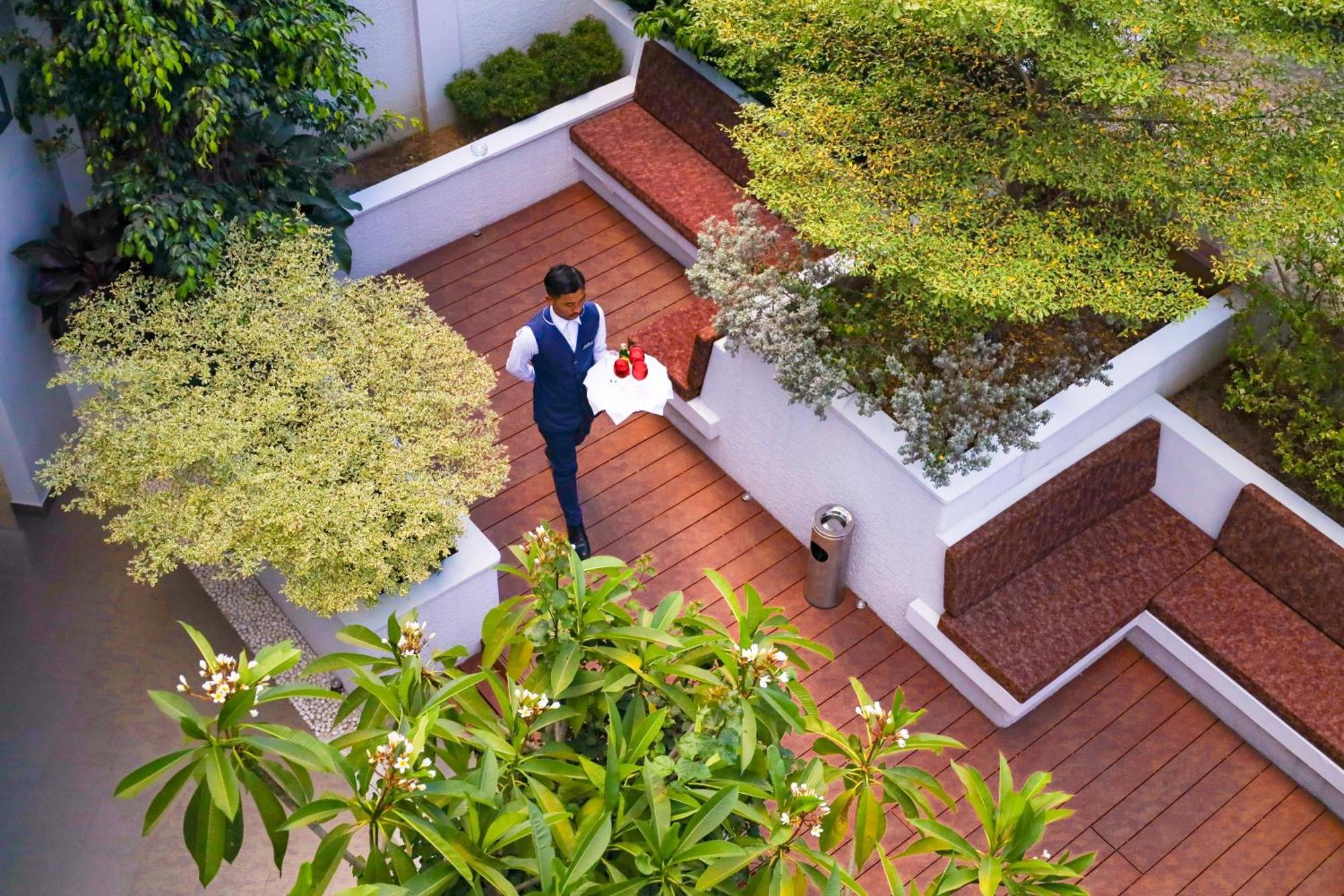 Dimāpur Shulem Boutique Hotel מראה חיצוני תמונה